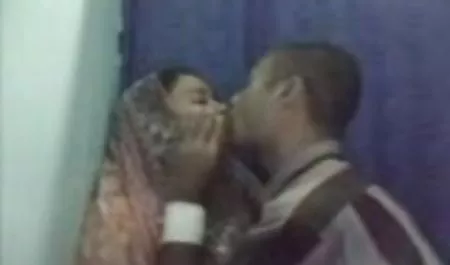 તોરી 1 પુખ્ત મહિલા એરોટિકા