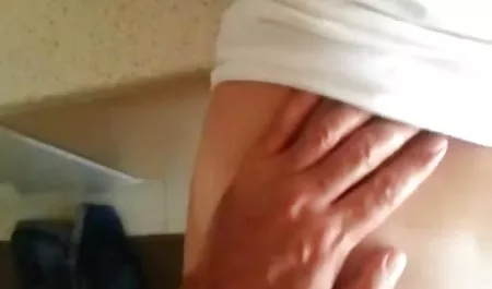 બે બીબીસી Fucks મોટી સુંદર મહિલા મુક્ત પુખ્ત porn