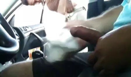 સફેદ બ્રા નગ્ન પુખ્ત