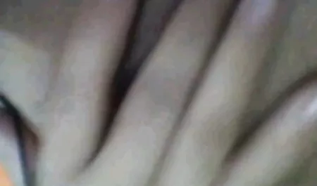 તે Fucks watch online porn પુખ્ત સ્ત્રીઓ તેના પોતાના નકલી લોડો